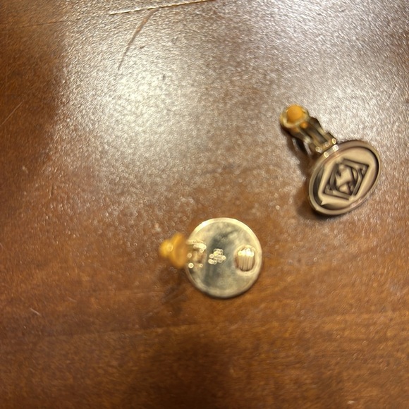 Ralph Lauren clip on earrings - Picture 2 of 3